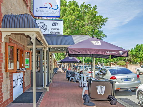 Motel Goolwa - Surfers Gold Coast 0