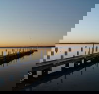 Waterfront Retreat at Wattle Point - Surfers Gold Coast