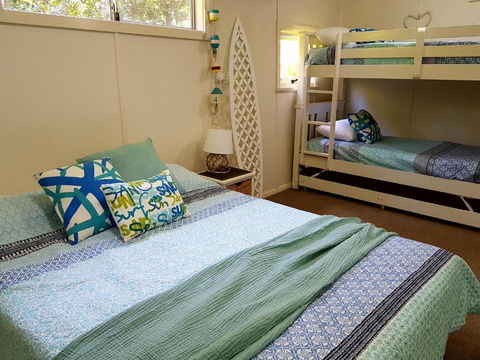 CHILL OUT BEACH HOUSE At FORSTER - Surfers Gold Coast 1