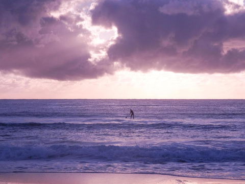 CHILL OUT BEACH HOUSE At FORSTER - Surfers Gold Coast 4
