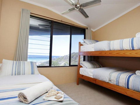Mintee On Deadmans - Surfers Gold Coast 4