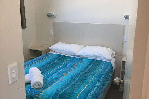 Jervis Bay Holiday Cabins - Surfers Gold Coast 3