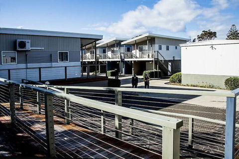 Jervis Bay Holiday Cabins - Surfers Gold Coast 7