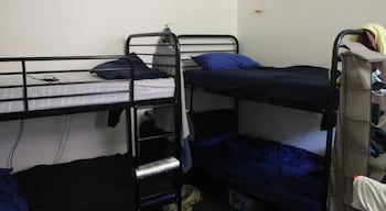 Zing Backpackers - Surfers Gold Coast 2