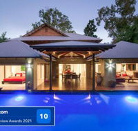 Sisanya Home - Surfers Gold Coast