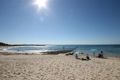 CHILL OUT BEACHSIDE At FORSTER - Surfers Gold Coast 6