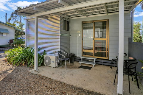 BIG4 Cane Village Holiday Park - Surfers Gold Coast 4
