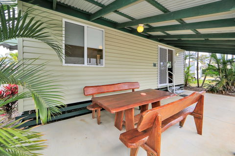 BIG4 Cane Village Holiday Park - Surfers Gold Coast 3