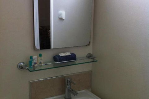 Burdekin Motor Inn - Surfers Gold Coast 3