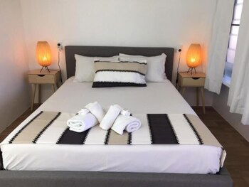 Proserpine Motel - Surfers Gold Coast 0