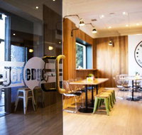 Rifle Club Hotel - Surfers Gold Coast