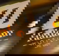 The Hallam Hotel - Surfers Gold Coast