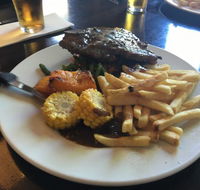 Cumberland Hotel - Surfers Gold Coast