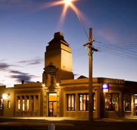 Central Hotel Bistro - Surfers Gold Coast