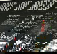 OAKS ON MELBA - Surfers Gold Coast