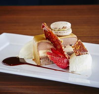 Pipes Bistro - Surfers Gold Coast