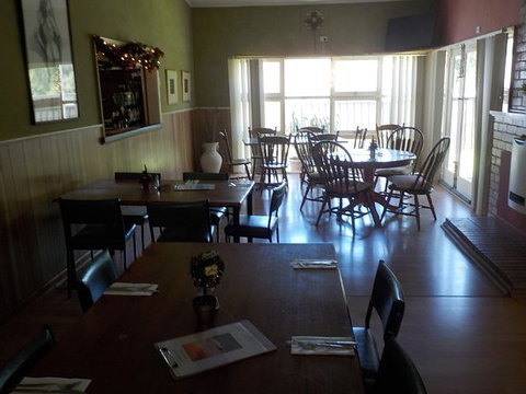 Manangatang Hotel Restaurant - Surfers Gold Coast 0