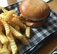 Stumpys Burgers - Surfers Gold Coast