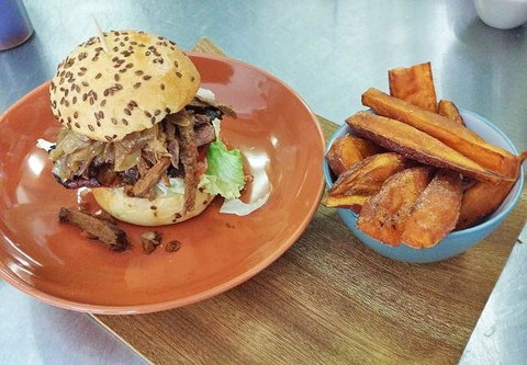 Brunches On Gardner - Surfers Gold Coast 10