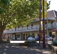 Royal Hotel Restaurant - Surfers Gold Coast