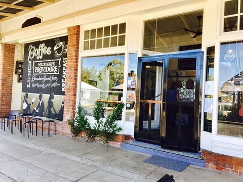Millthorpe Providore - Surfers Gold Coast 0