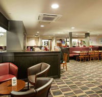 Boomerang Hotel Bistro - Surfers Gold Coast