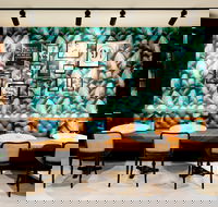 Bouquiniste - Surfers Gold Coast