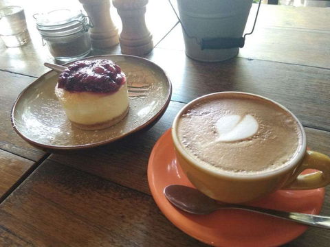 Vasili's Garden & Cafe - Surfers Gold Coast 0