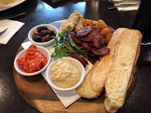 Murphy's Irish Pub - Surfers Gold Coast 0