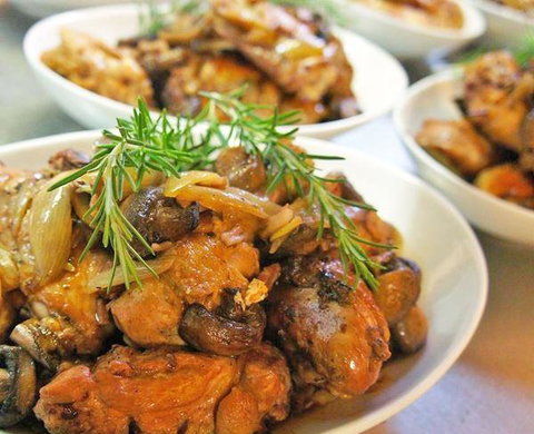 Gip's Restaurant - Surfers Gold Coast 13