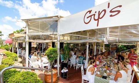 Gip's Restaurant - Surfers Gold Coast 16