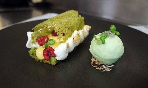 Gip's Restaurant - Surfers Gold Coast 17