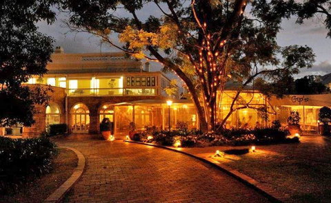 Gip's Restaurant - Surfers Gold Coast 7