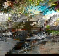 Marlborough Hotel - Surfers Gold Coast