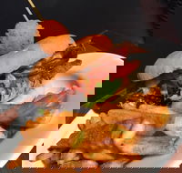 The Commercial Hotel - Surfers Gold Coast