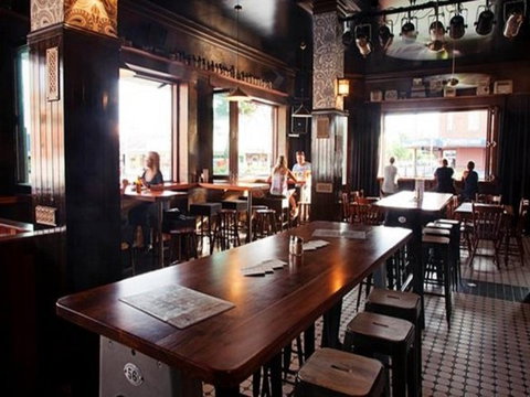 Mary G's - Surfers Gold Coast 0