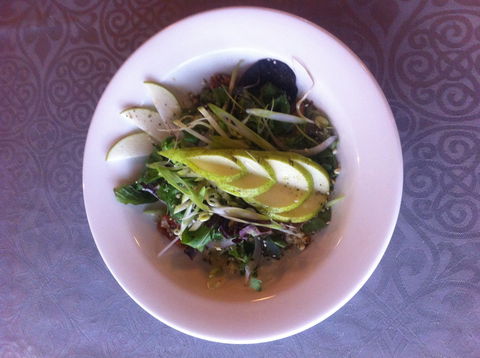 Riverside Bar And Restaurant: Mount Seaview Resort - Surfers Gold Coast 2