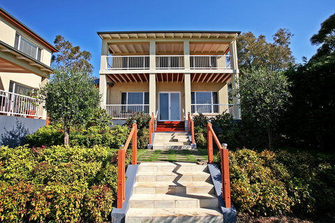 Waybourne Winery - Surfers Gold Coast 2