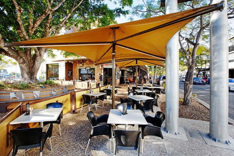 Stones Corner Hotel - Surfers Gold Coast 0