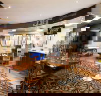 Victoria Point Tavern - Surfers Gold Coast