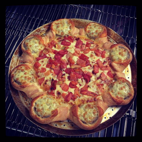 Pizza Hut Camden - Camden - Surfers Gold Coast 0