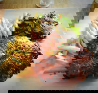 Browns Corner Hotel - Surfers Gold Coast