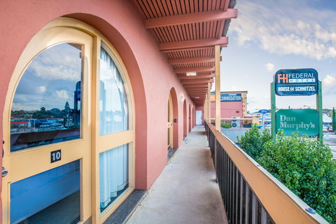 Federal Hotel - Mount Gambier - Surfers Gold Coast 0