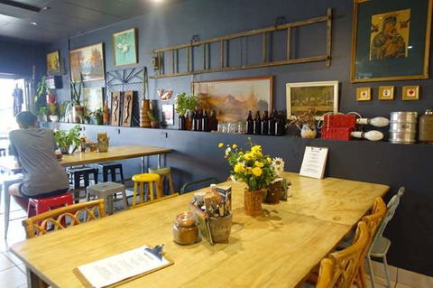 Flock Espresso & Eats - Surfers Gold Coast 0