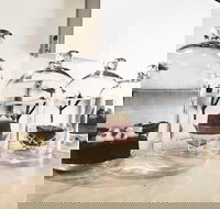 EITHER OR - Surfers Gold Coast