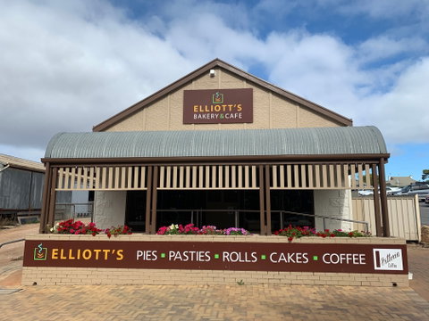 Elliott's Bakery & Cafe - Surfers Gold Coast 0