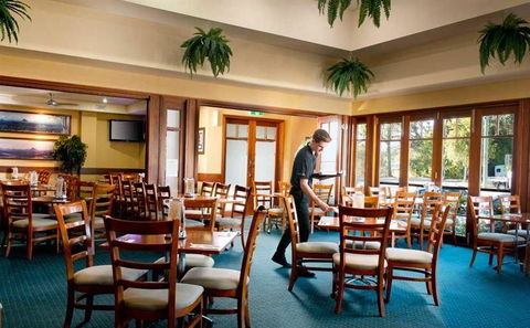 Beerwah Hotel - Surfers Gold Coast 7