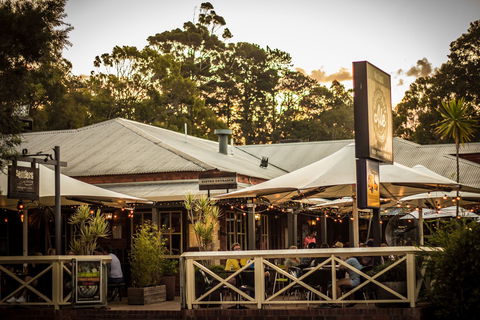 Settlers Tavern - Surfers Gold Coast 0