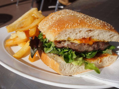 The Commercial Hotel - Surfers Gold Coast 0