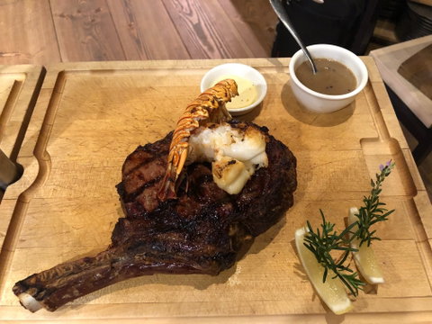 A Hereford Beefstouw - Surfers Gold Coast 0